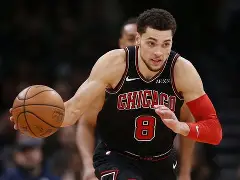 mk体育官网-里程碑夜！西汉姆刷新队史纪录；英超赛后刷纪录；气氛紧张；纪律约束更严格