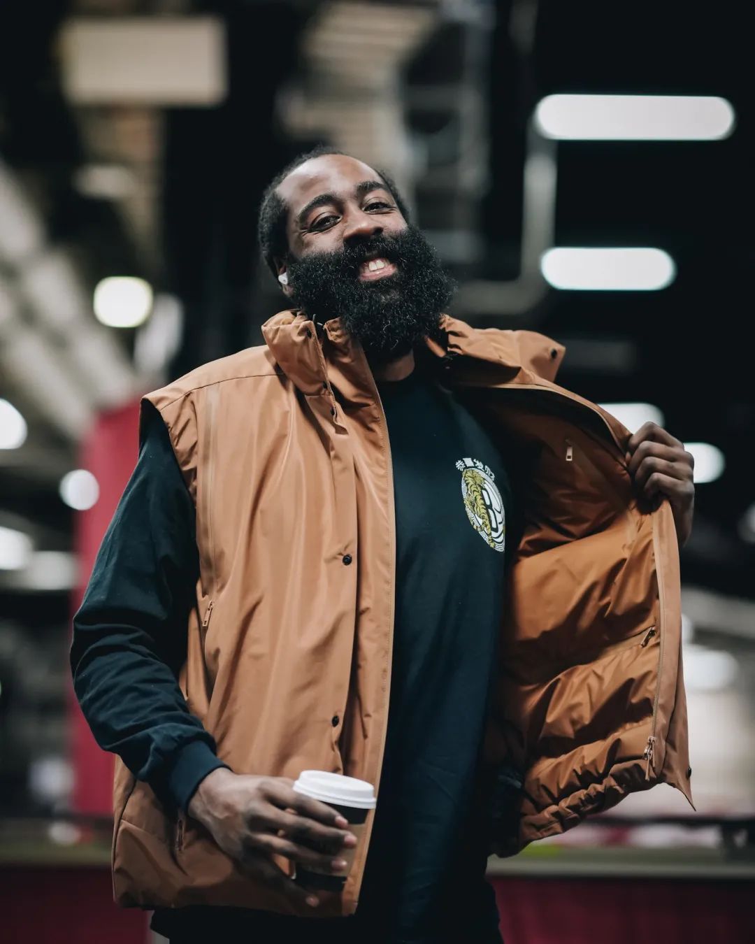 mk体育官方网站-风云突变布鲁克林篮网关键时刻回应争议，欧联版图或变，压力陡增，资深球员宣示担当