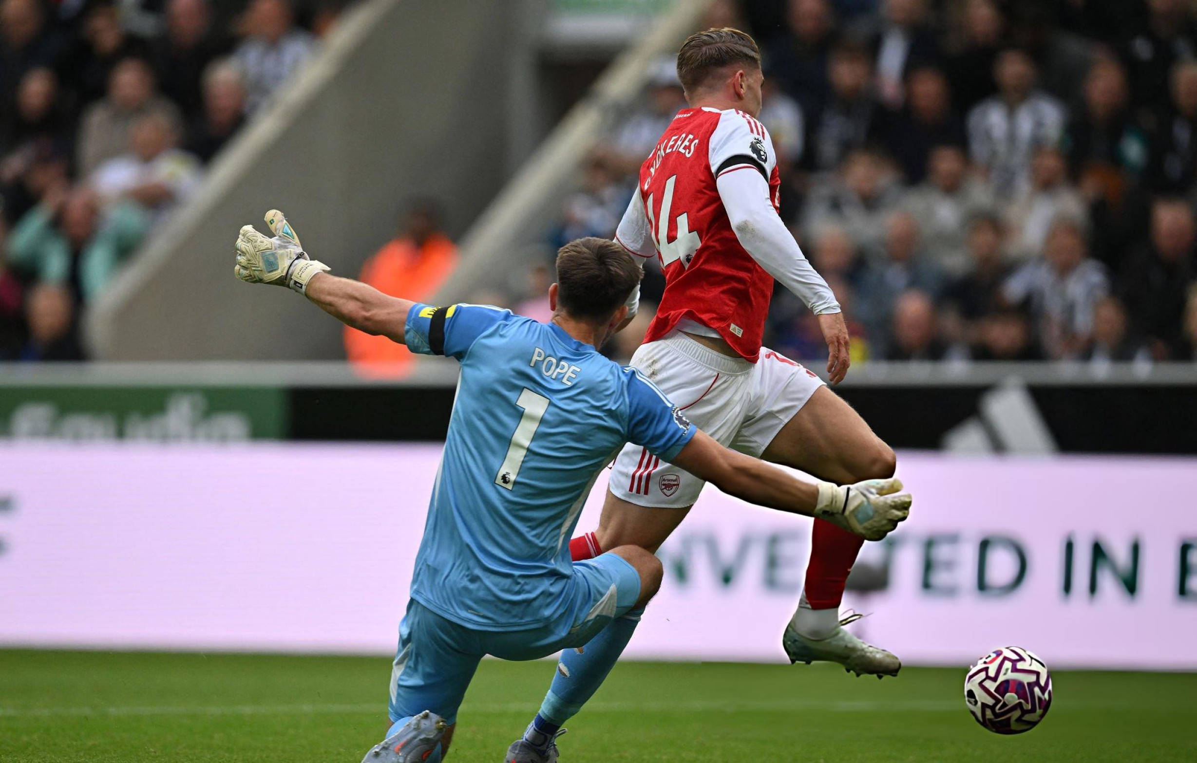 阿森纳发布备战花絮，窗口期止住颓势，NBA季后赛任务艰巨，阵容厚度经受考验